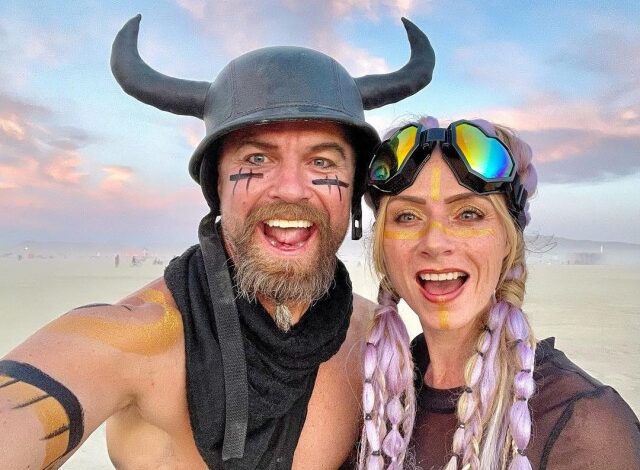 Photo of Посетители фестиваля Burning Man 2022 (14 фото)