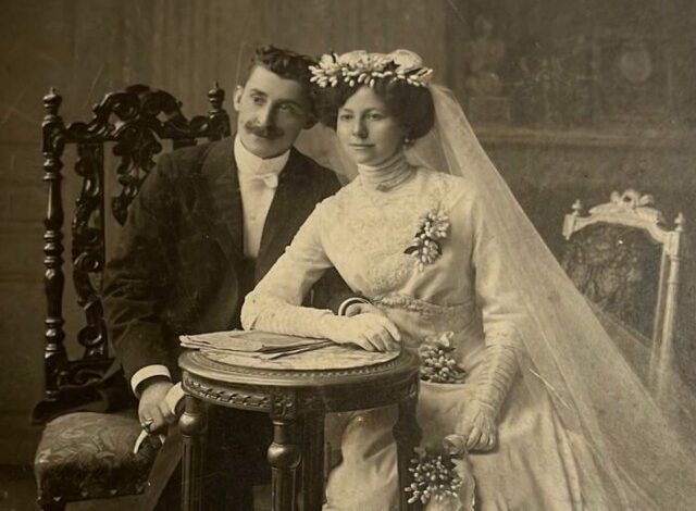 Photo of Винтажные свадебные фотографии, напоминающие о том, что любовь — вне времени (28 фото)